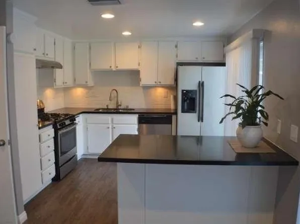 8728 1/2 Willis Ave, Los Angeles, CA 91402