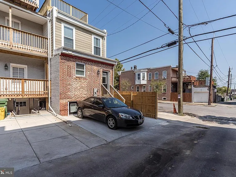 3729 Foster Ave — Photo 30