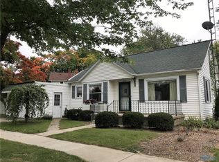 318 Congress St, Elmore, OH 43416