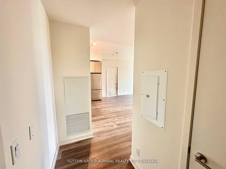 10 Deerlick Ct #302 — Photo 27