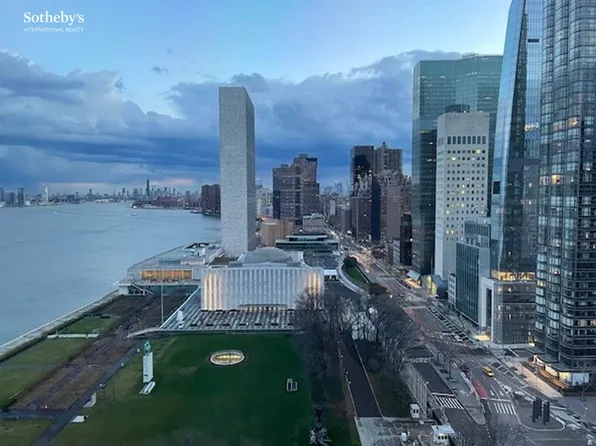 860 United Nations Plaza 23A image 13 of 14
