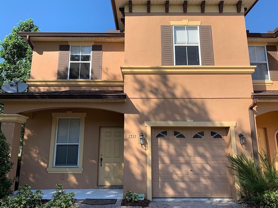 1st image of 1711 Retreat View Cir