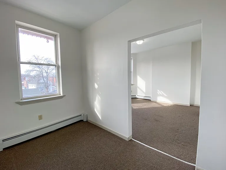 698 Broad St #301 — Photo 12