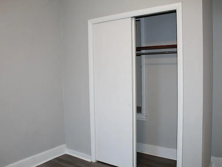38 E High St — Photo 24