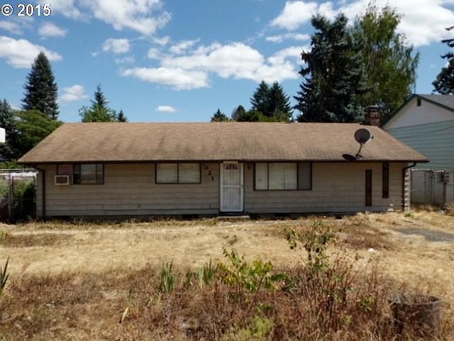 1st image of 1021 NE 104th Ave