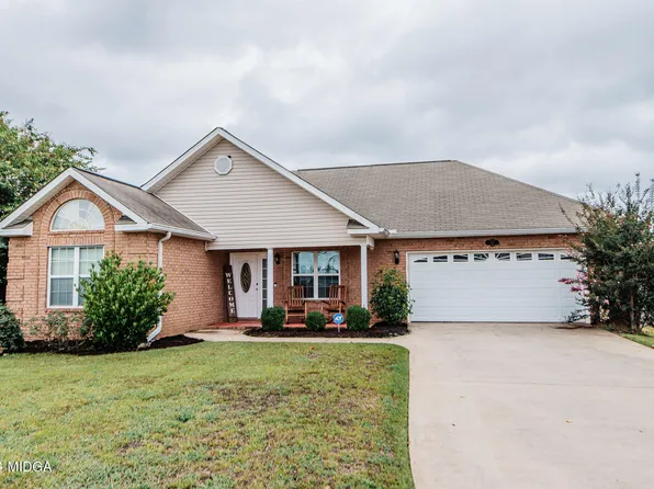 111 Chasen Ct, Byron, GA 31008