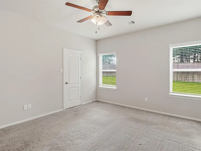 8415 Balding Dr — Photo 31