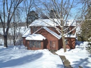 W2198 Wilmers Grove Rd, East Troy, WI 53120