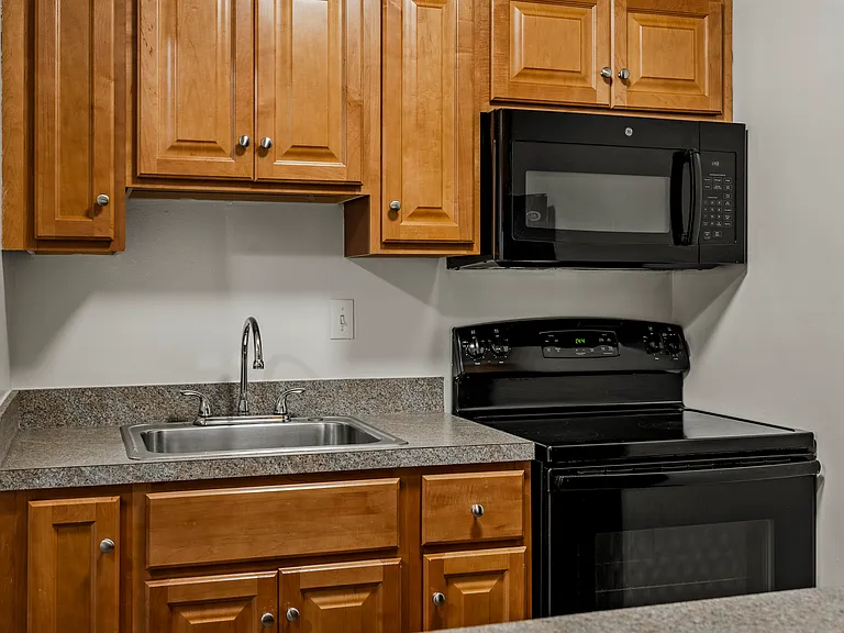 Rosedale Apartments — Photo 16