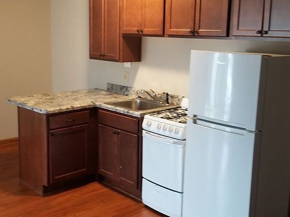 5th image of 3725 Cedar Ave S APT 311
