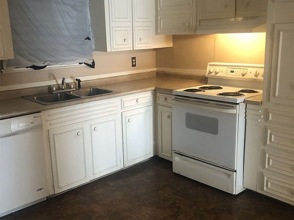 2nd image of 1218 Shalimar St