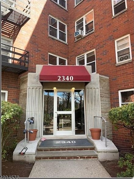 1st image of 2340 Linwood Ave #1E-401E