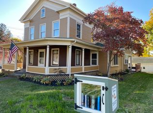 61 Center St, Seville, OH 44273