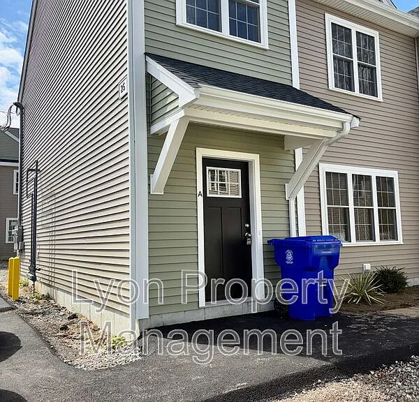 25 Johnson St #A — Photo 3