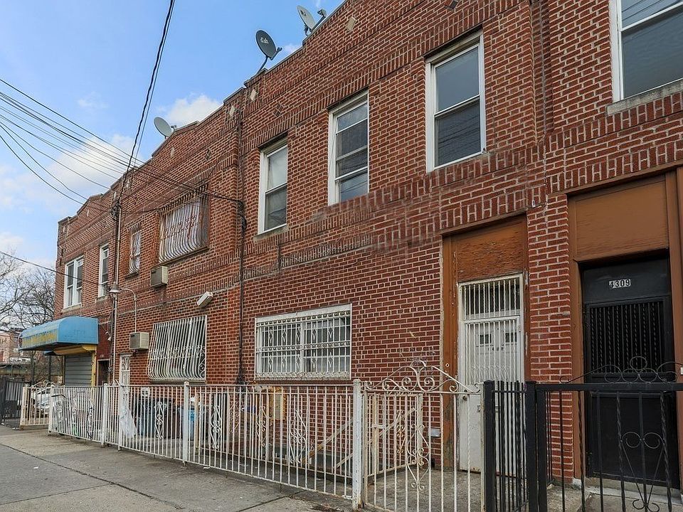1st image of 4305 10th Ave