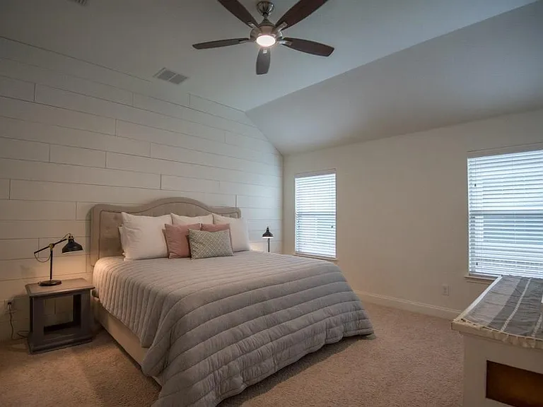 809 Hardwood Dr — Photo 10