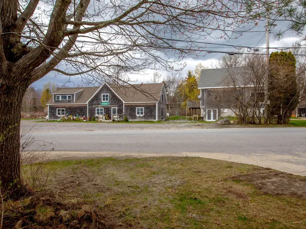 16 & 18 Ash Point Road, Harpswell, ME 04079