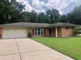 1220 Ina Ln, Bridge City, TX 77611