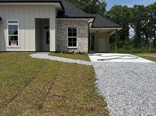 124 Tripp Ln, Carriere, MS 39426