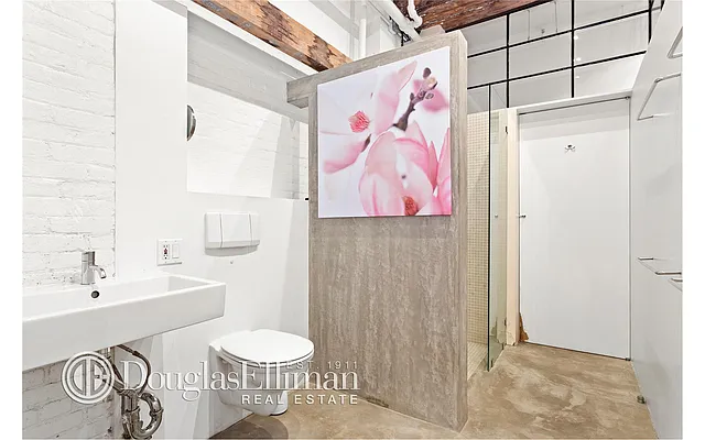 Rented by Douglas Elliman | media 10