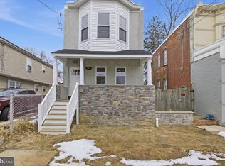 206 Bartram Ave, Essington, PA 19029