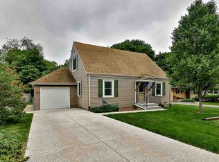 3023 Vinton Ave, Rockford, IL 61101