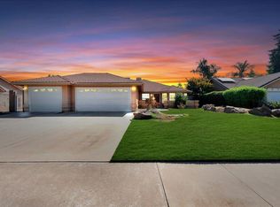 1124 N Vista St, Visalia, CA 93292