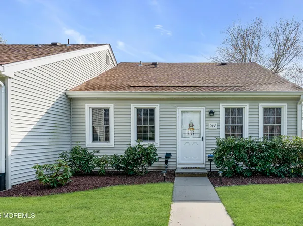 24 Calle De Elvira #F, Freehold, NJ 07728