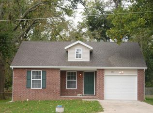 553 S Golden Ave, Springfield, MO 65802