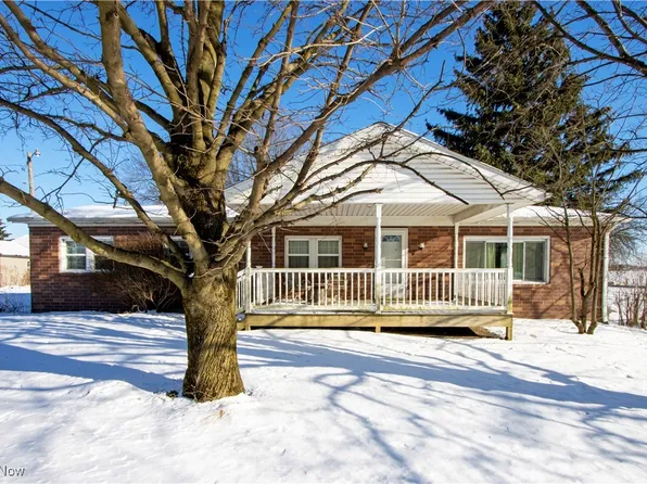 2764 S Carr Rd, Apple Creek, OH 44606