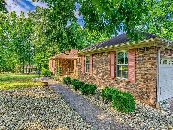 4th image of 7738 Dr Kennedy Dr