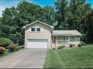 862 White Farm Rd, Indiana, PA 15701