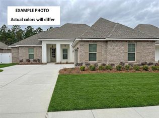 261 Woodcrest Dr, Stonewall, LA 71078