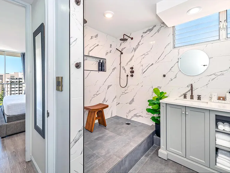 2452 Tusitala St #1202 — Photo 11