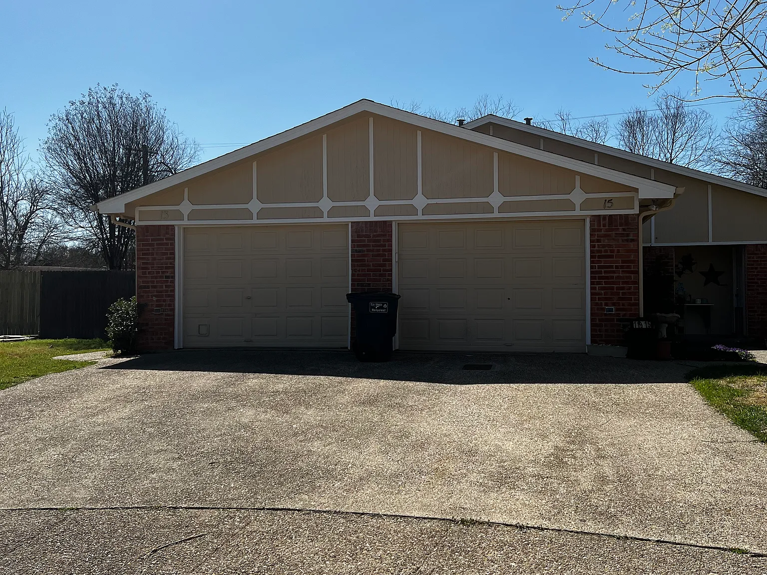 3 bed, 1140 sqft, $1,695 — Photo 1