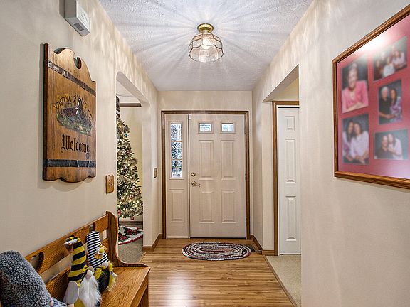 4th image of 9131 N 42nd St