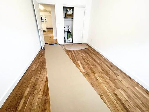 3rd image of 2565 12th St #1