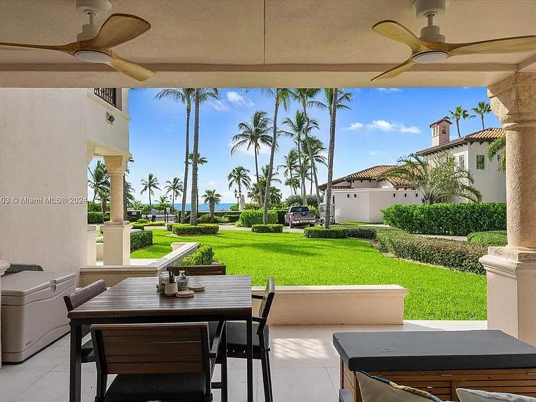 15713 Fisher Island Dr #15713 — Photo 33