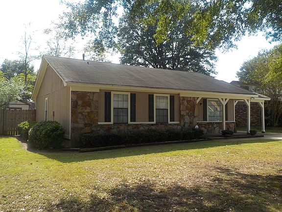 2nd image of 7195 Lawn Ln