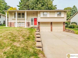 13358 Trendwood Dr, Omaha, NE 68144