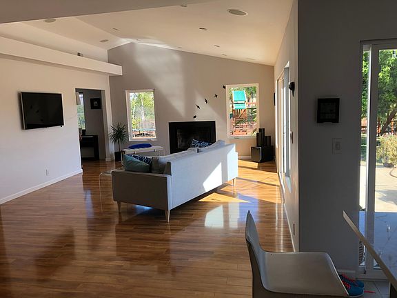 2nd image of 4703 Huron Ave