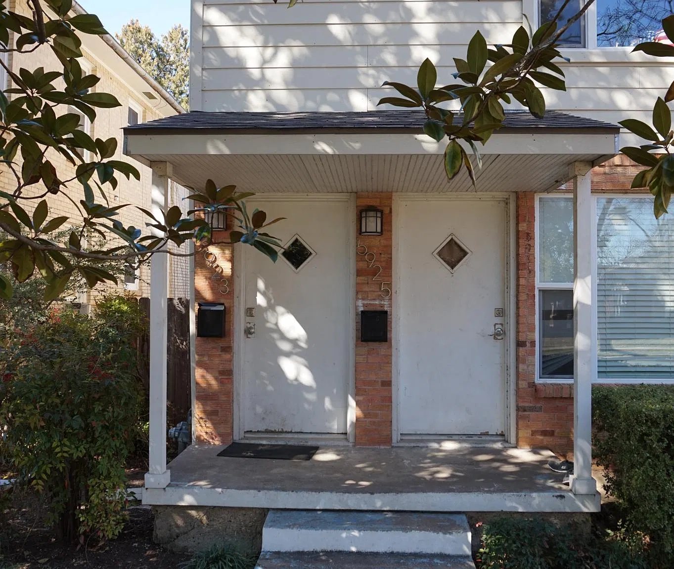 2 bed, 900 sqft, $1,950 — Photo 2