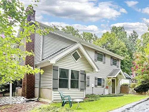 67 Campbell Ave Photo 1