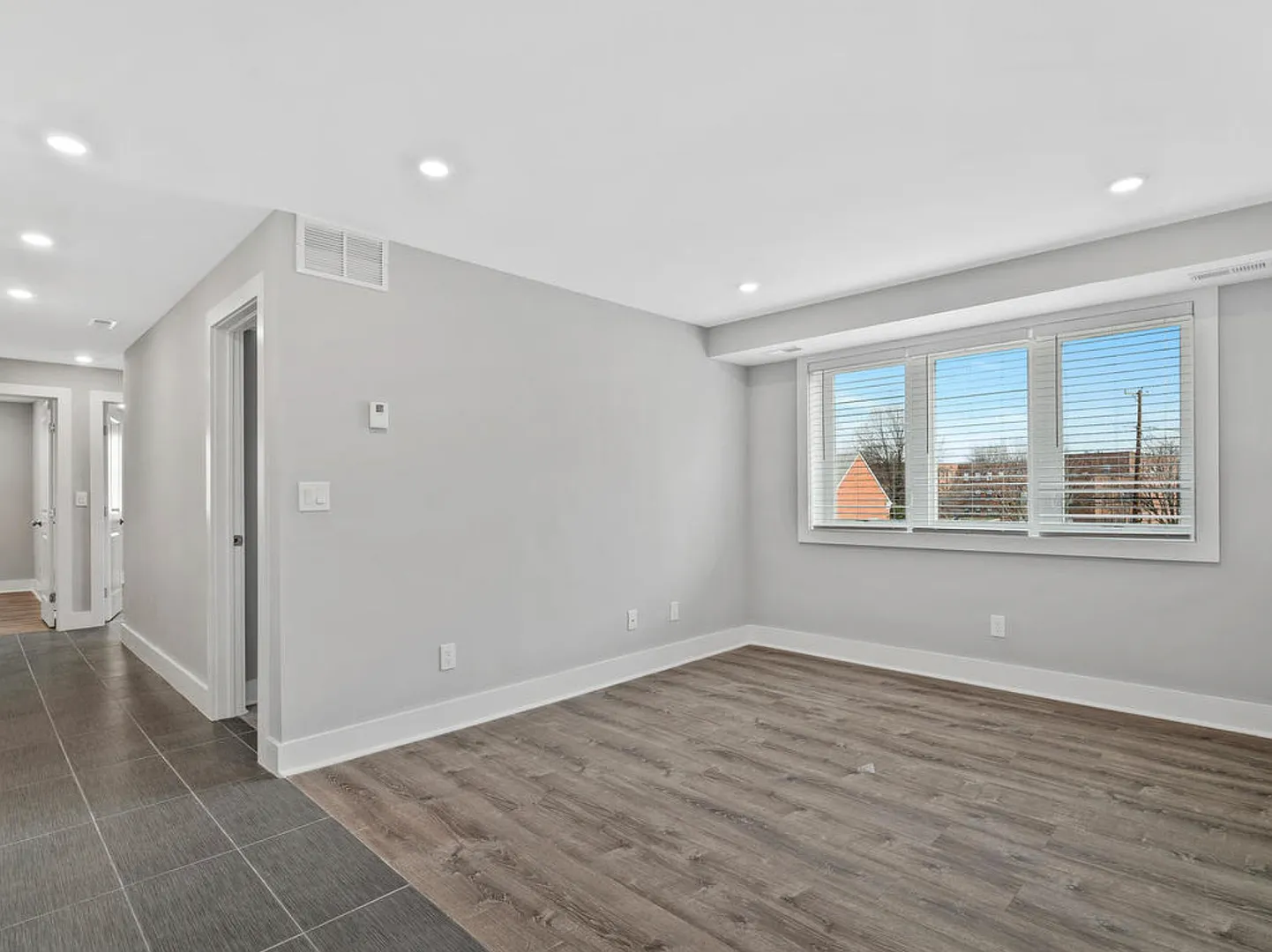 3325 13th St. SE — Photo 2