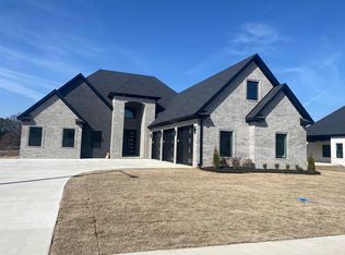 2717 Eden Hills Ln, Jonesboro, AR 72405