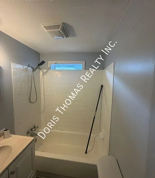 507 McIntyre St — Photo 6