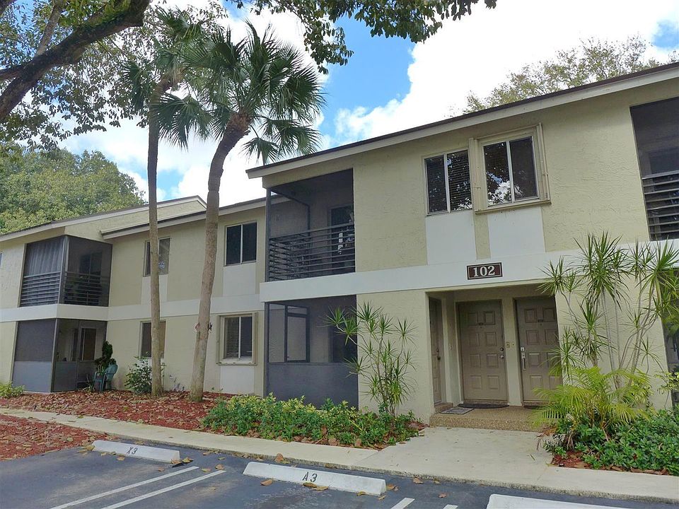 1st image of 102 Gardens Drive #103