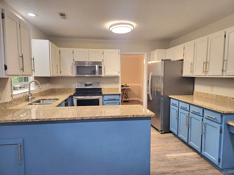 2722 Briar Ridge Dr — Photo 29