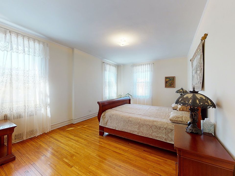 1st image of 2195 E 22nd St APT 4E