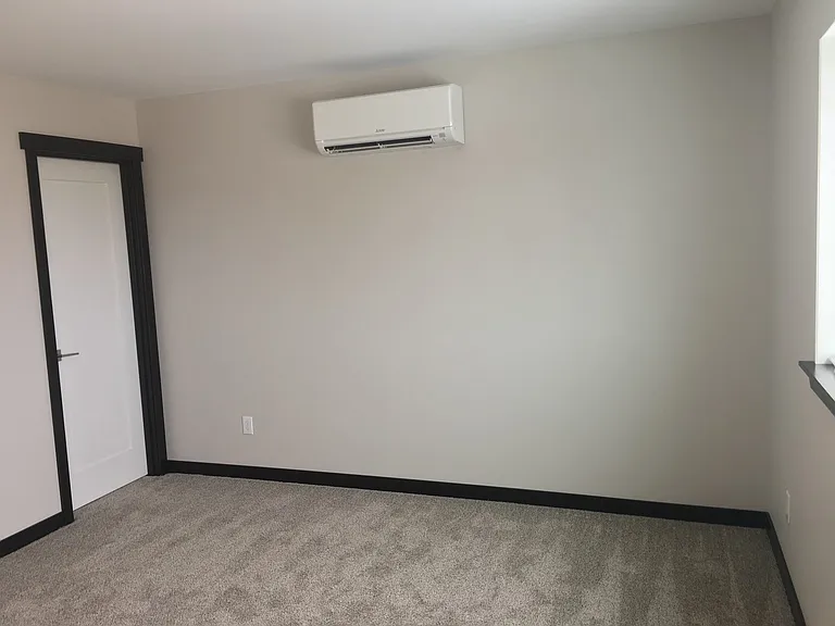 2303 N Landon Ln — Photo 27